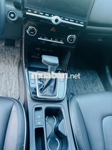 Hyundai Creta 1.5L CVT Trắng