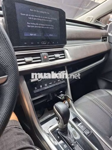 Mitsubishi Xpander 7 chỗ số tự động Xám