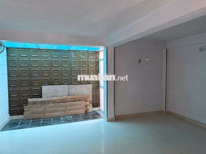 Chính Chủ Cho Thuê Nhà Âu Cơ 5,6x11 Trệt 3L ST 4PN 3WC a 23tr/ tháng,