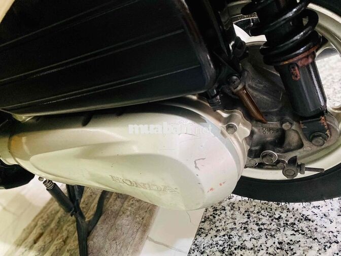 Honda Lead FI 2011 Vàng kem