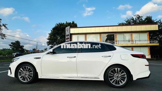 Kia Optima Luxury 2.0 2020 Trắng 73.000km