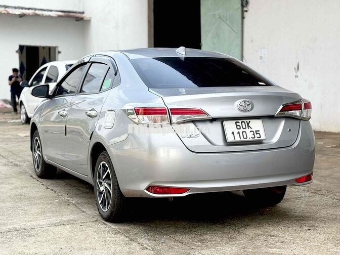Toyota Vios 2022 Số sàn 69.000 km Bạc