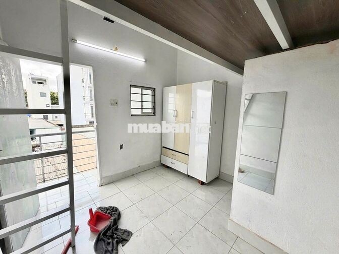 _ PHÒNG GÁC MỚI XÂY ĐỐI DIỆN CĐ FPT, DỌN VÀO Ở LIỀN ĐƯỢC _