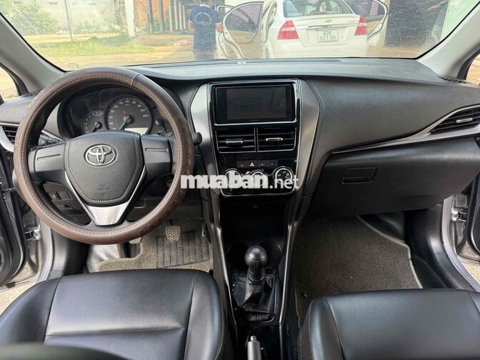 Toyota Vios 2022 Số sàn 69.000 km Bạc