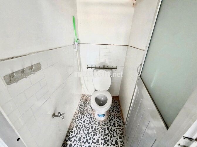 _ PHÒNG GÁC MỚI XÂY ĐỐI DIỆN CĐ FPT, DỌN VÀO Ở LIỀN ĐƯỢC _