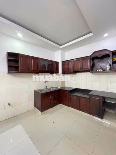 Nhỉnh 6 TỶ. NGAY GO! TRƯỜNG CHINH -  3 TẦNG -5x12m HẺM XE HƠI Thông