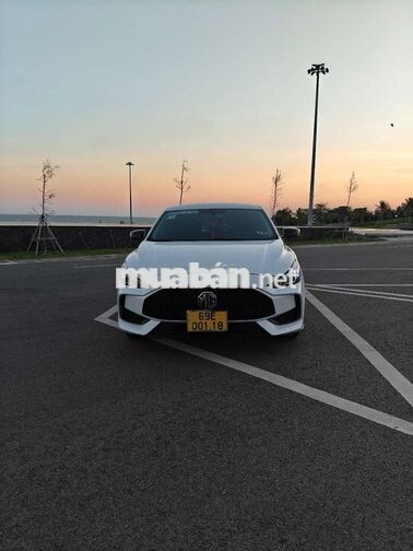 MG MG5 STD 2022 Trắng 17000 km