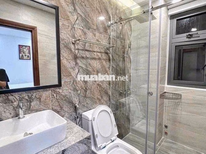 Cho thuê căn hộ duplex view trời 40m2 chỉ 7tr gần PHÚ MỸ HƯNG, UFM