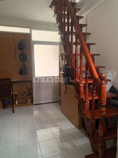 Cho nam ở ghép nhà nguyên căn chung cư cũ