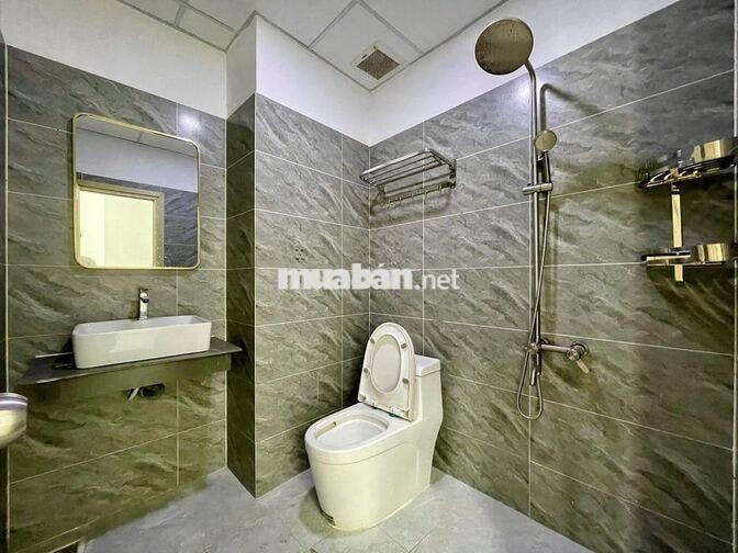 Cho Thuê MB Trệt Nhà Ngang 7m, Hầm Xe, Thang Máy, 22Tr - Vạn Phúc City