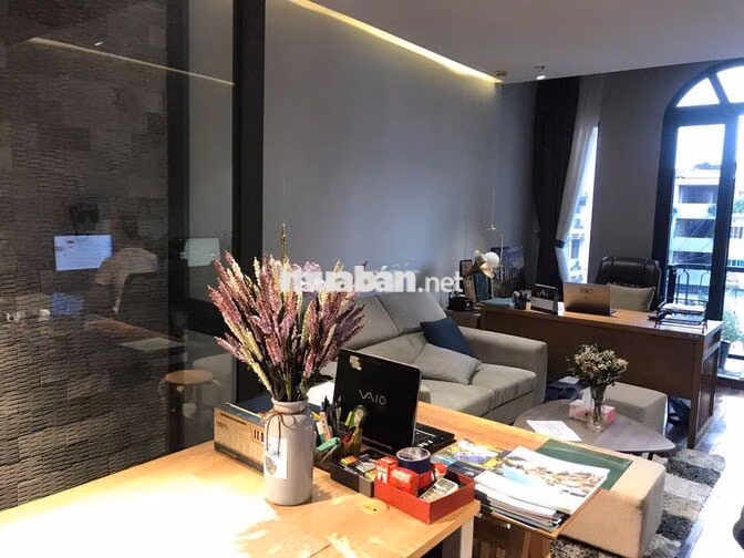 CHO THUÊ VĂN PHÒNG QUẬN 1 - DỌN VÀO NGÀY ĐẦU THÁNG 9 CHỈ 12TR