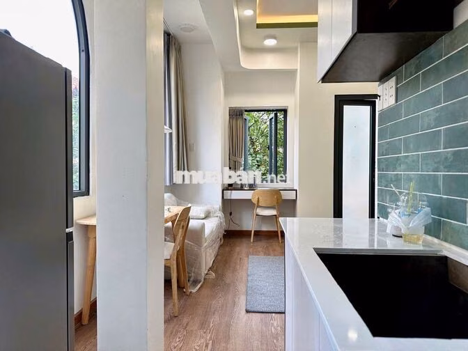 Studio ban công 40m² – Full NT, gần CV Hoàng Văn Thụ, tiện Q1, Q3