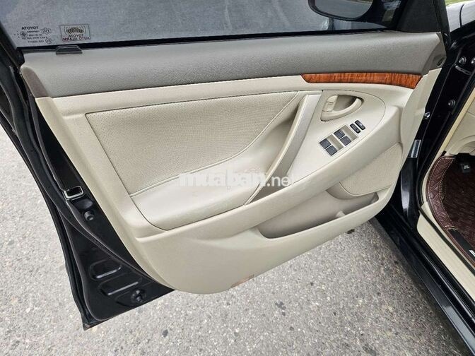Toyota Camry 2.4G 2007 Đen Da 5 chỗ