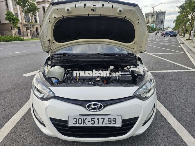 Hyundai i20 1.4AT 2013 Trắng Tự động 8 vạn