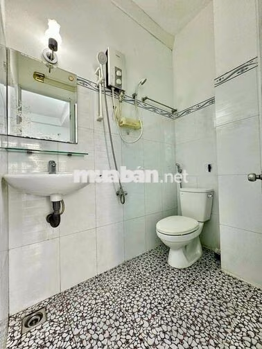 Cho Thuê Căn Hộ 1 Phòng ngủ tách bếp - Khu Phan Xích Long Phú Nhuận