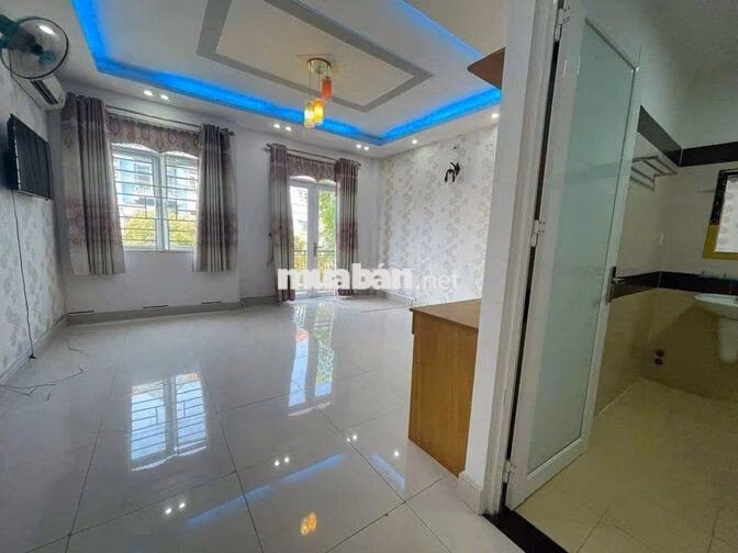 Nhà 1 Trệt 3 Lầu 5PN 5x20m Mặt Tiền Đường 20m KDC Nam Long Phú Thuận