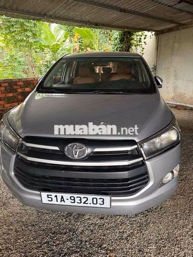 Toyota Innova 2017 Số sàn Xăng 2.0L Xám