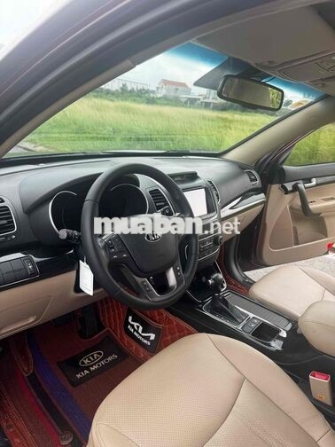 Kia Sorento 2019 Tiêu chuẩn Nâu đỏ