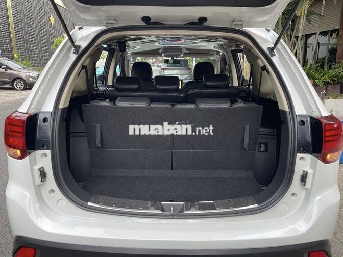 Mitsubishi Outlander 2.0 CVT 2019 Trắng Tự động
