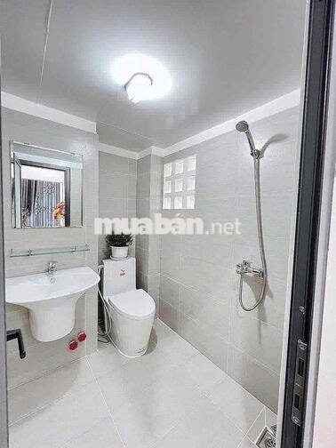 Căn Hộ Balcon Mini Tiện Đi VLU - FTU - UTH