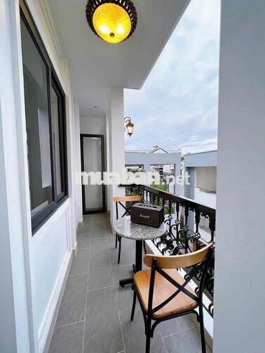 Căn Hộ Balcon Mini Tiện Đi VLU - FTU - UTH