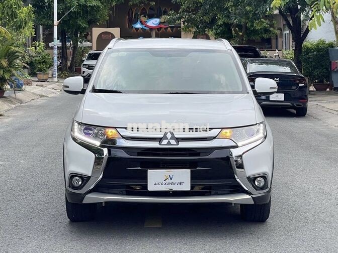 Mitsubishi Outlander 2.0 CVT 2019 Trắng Tự động