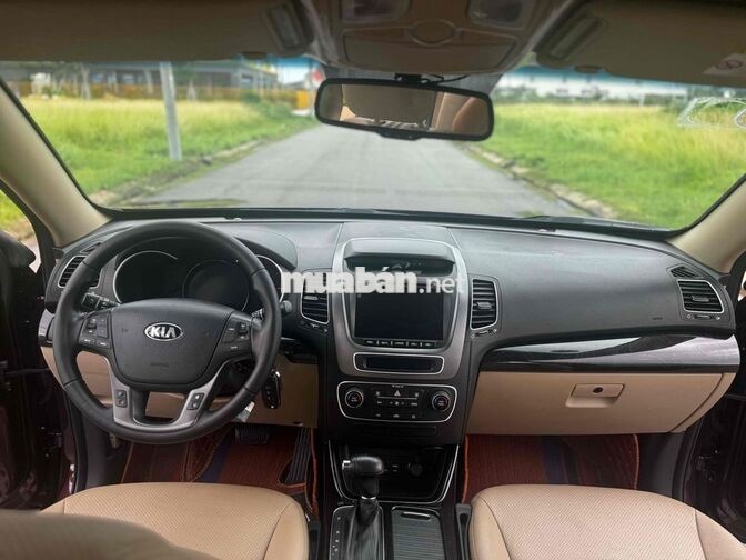 Kia Sorento 2019 Tiêu chuẩn Nâu đỏ