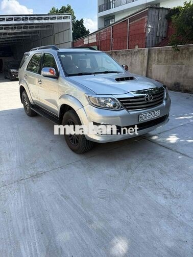 Toyota Fortuner 2016 Dầu Bạc 182952 km
