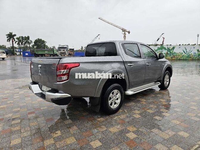 Mitsubishi Triton 2019 Số tự động Xám