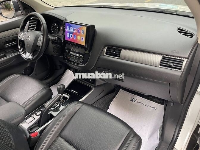 Mitsubishi Outlander 2.0 CVT 2019 Trắng Tự động