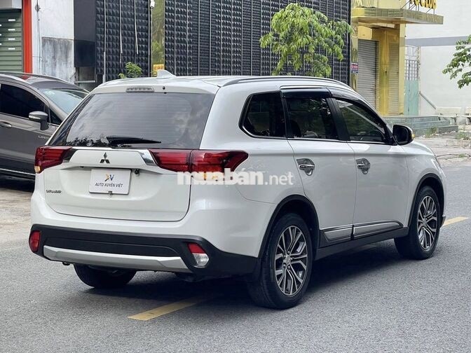 Mitsubishi Outlander 2.0 CVT 2019 Trắng Tự động