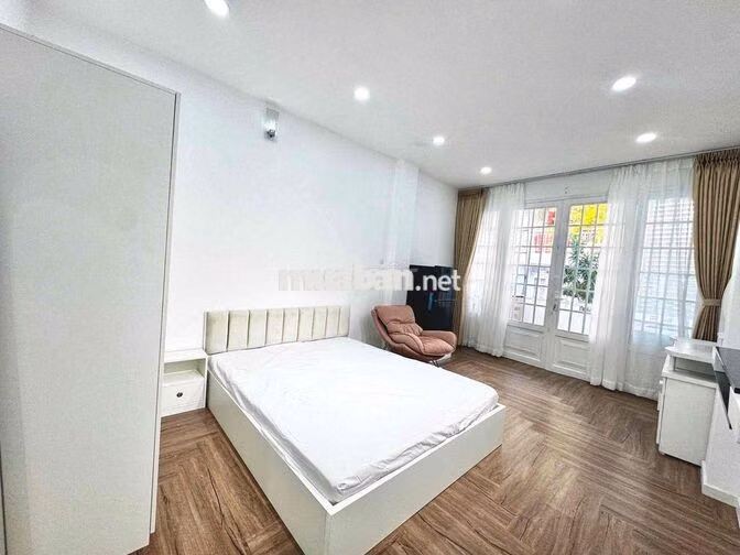 CHO THUÊ CĂN HỘ STUDIO-BAN CÔNG-ĐẠI HỌC BÁCH KHOA-UEH-SƯ VẠN HẠNH