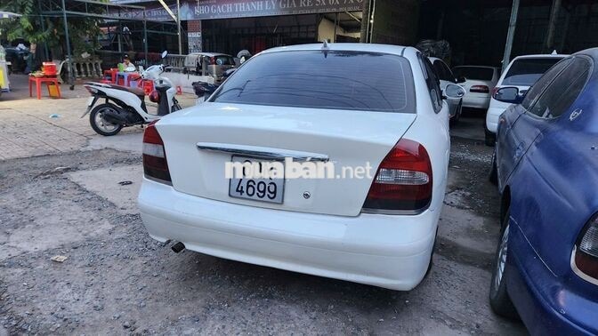 Daewoo Nubira IIS 2000 Trắng