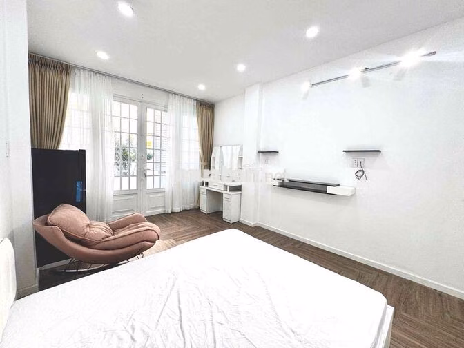 CHO THUÊ CĂN HỘ STUDIO-BAN CÔNG-ĐẠI HỌC BÁCH KHOA-UEH-SƯ VẠN HẠNH
