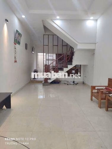 CHO THUÊ NHÀ 2TẦNG FULL NT HẺM OTO ĐS 11 TRƯỜNG THỌ. 