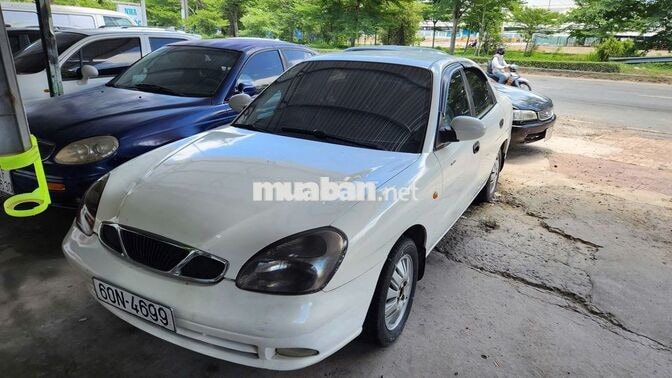 Daewoo Nubira IIS 2000 Trắng