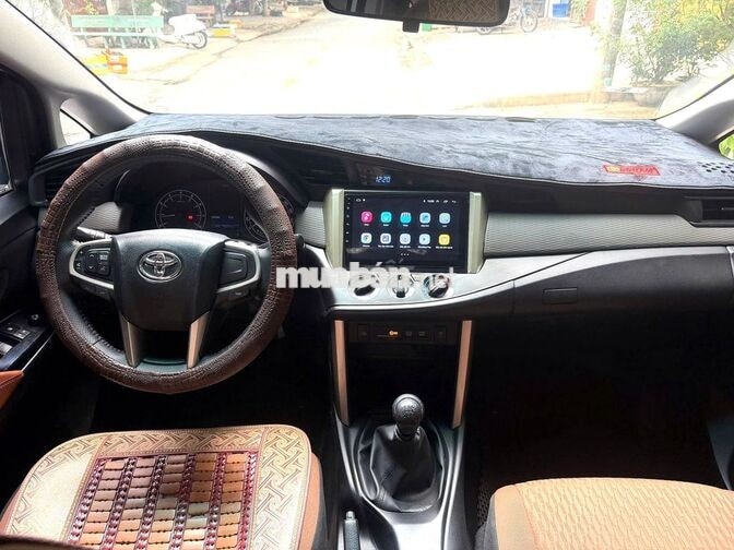 TOYOTA INNOVA 2019 E Chính chủ xe gia đình : 372tr
