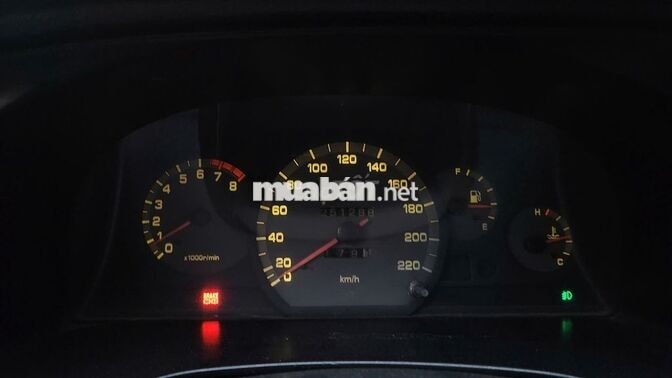 Daewoo Nubira IIS 2000 Trắng