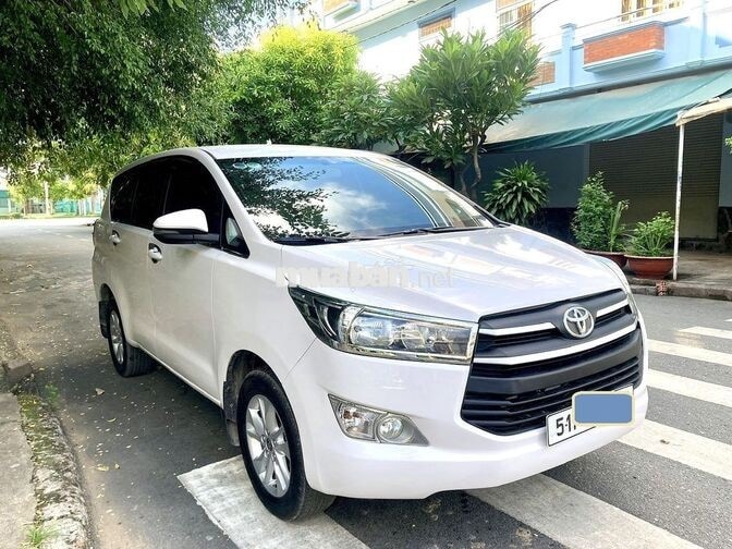 TOYOTA INNOVA 2019 E Chính chủ xe gia đình : 372tr