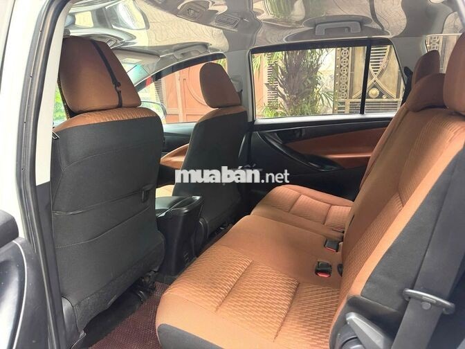 TOYOTA INNOVA 2019 E Chính chủ xe gia đình : 372tr