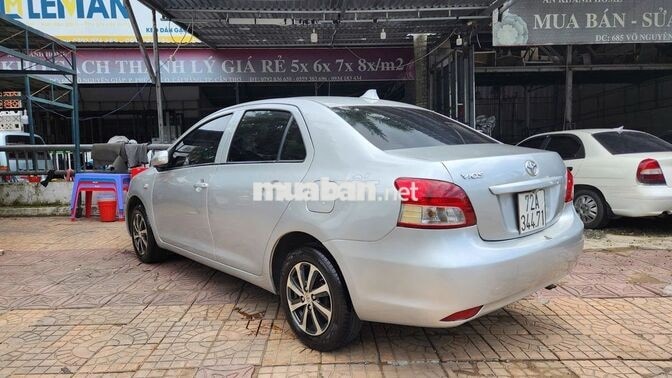 Toyota Vios 2009 Bạc