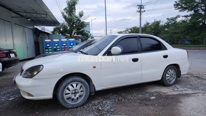 Daewoo Nubira IIS 2000 Trắng