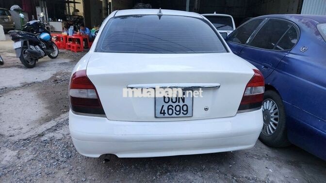 Daewoo Nubira IIS 2000 Trắng