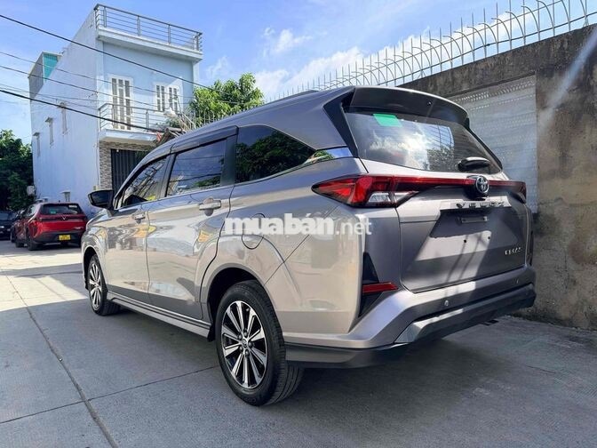 Toyota Veloz Cross 1.5 Tự động 7 chỗ sx 2024
