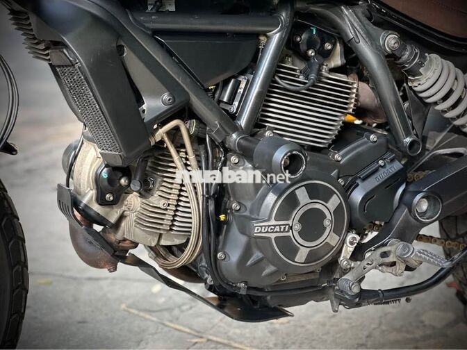 DUCATI SCRAMBLER 800 ABS 2016