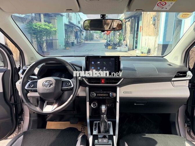 Toyota Veloz Cross 1.5 Tự động 7 chỗ sx 2024