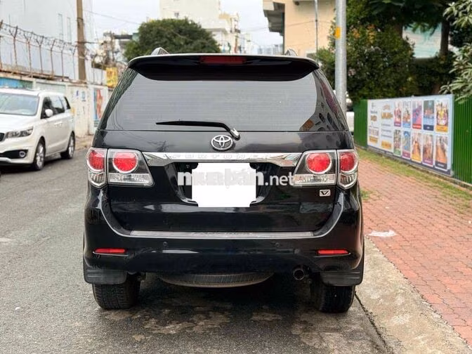 Toyota Fortuner 2.7V 2016 Số tự động Đen