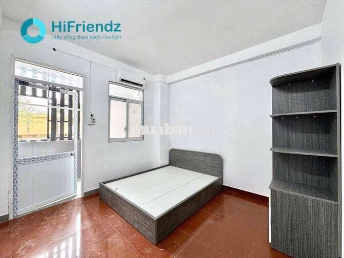 Căn Hộ Tách Bếp - Ban Công - Máy Giặt Riêng - Gần UEH - Y Dược - SGU