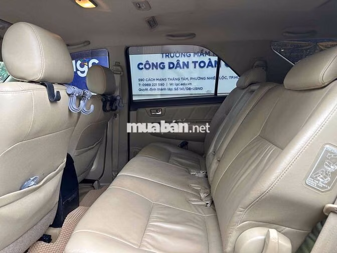 Toyota Fortuner 2.7V 2016 Số tự động Đen