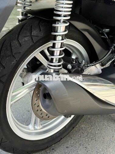 Honda SH 125cc 2025 Trắng đen 2.500km 792.65